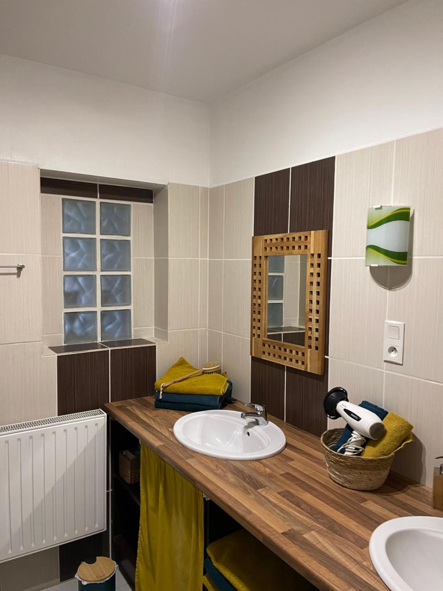 Maison Aux Volets Bleus Quevert Экстерьер фото
